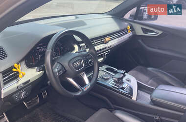 Внедорожник / Кроссовер Audi Q7 2018 в Киеве