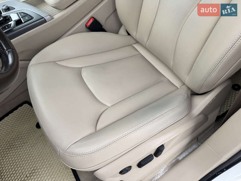 Позашляховик / Кросовер Audi Q7 2016 в Києві фото 21 Позашляховик / Кросовер Audi Q7 2016 в Києві
