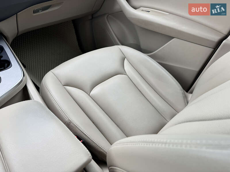 Позашляховик / Кросовер Audi Q7 2016 в Києві фото 30 Позашляховик / Кросовер Audi Q7 2016 в Києві