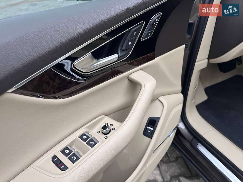 Позашляховик / Кросовер Audi Q7 2016 в Житомирі фото 12 Позашляховик / Кросовер Audi Q7 2016 в Житомирі