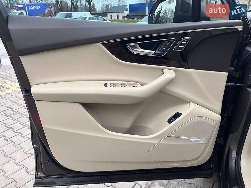 Позашляховик / Кросовер Audi Q7 2016 в Житомирі фото 11 Позашляховик / Кросовер Audi Q7 2016 в Житомирі