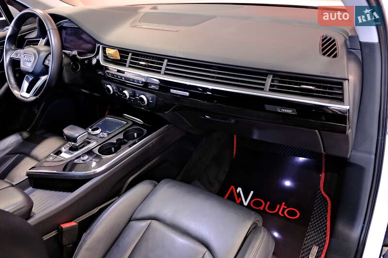 Внедорожник / Кроссовер Audi Q7 2015 в Одессе фото 45 Внедорожник / Кроссовер Audi Q7 2015 в Одессе