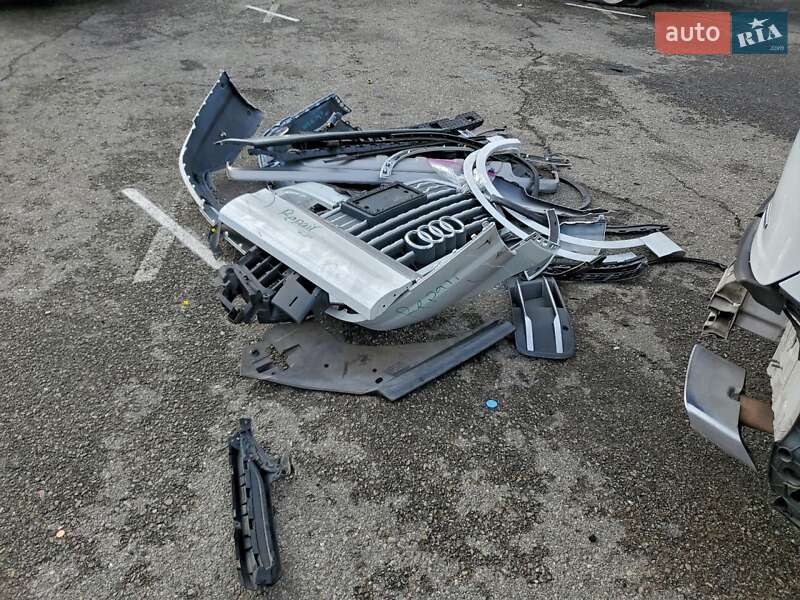 Позашляховик / Кросовер Audi Q7 2017 в Чернівцях