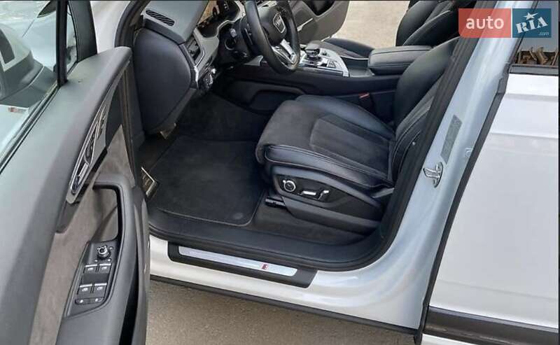 Внедорожник / Кроссовер Audi Q7 2018 в Одессе