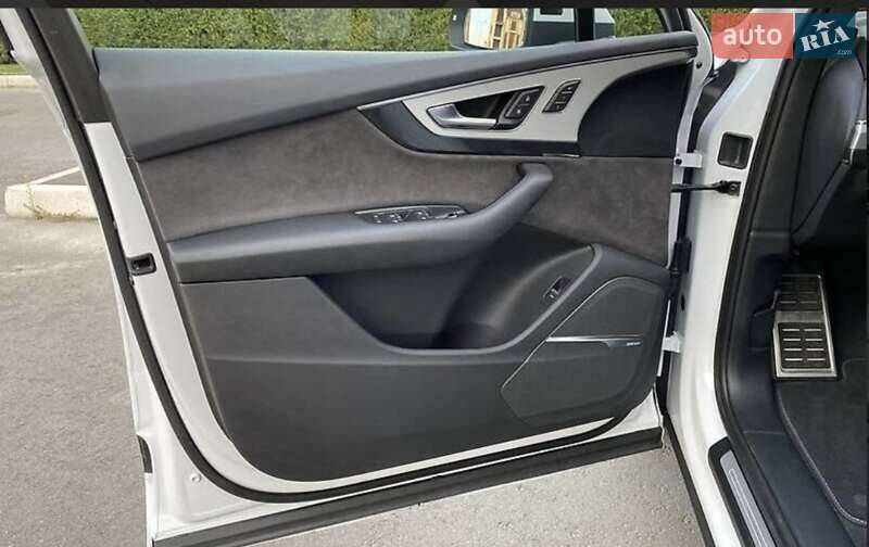 Внедорожник / Кроссовер Audi Q7 2018 в Одессе