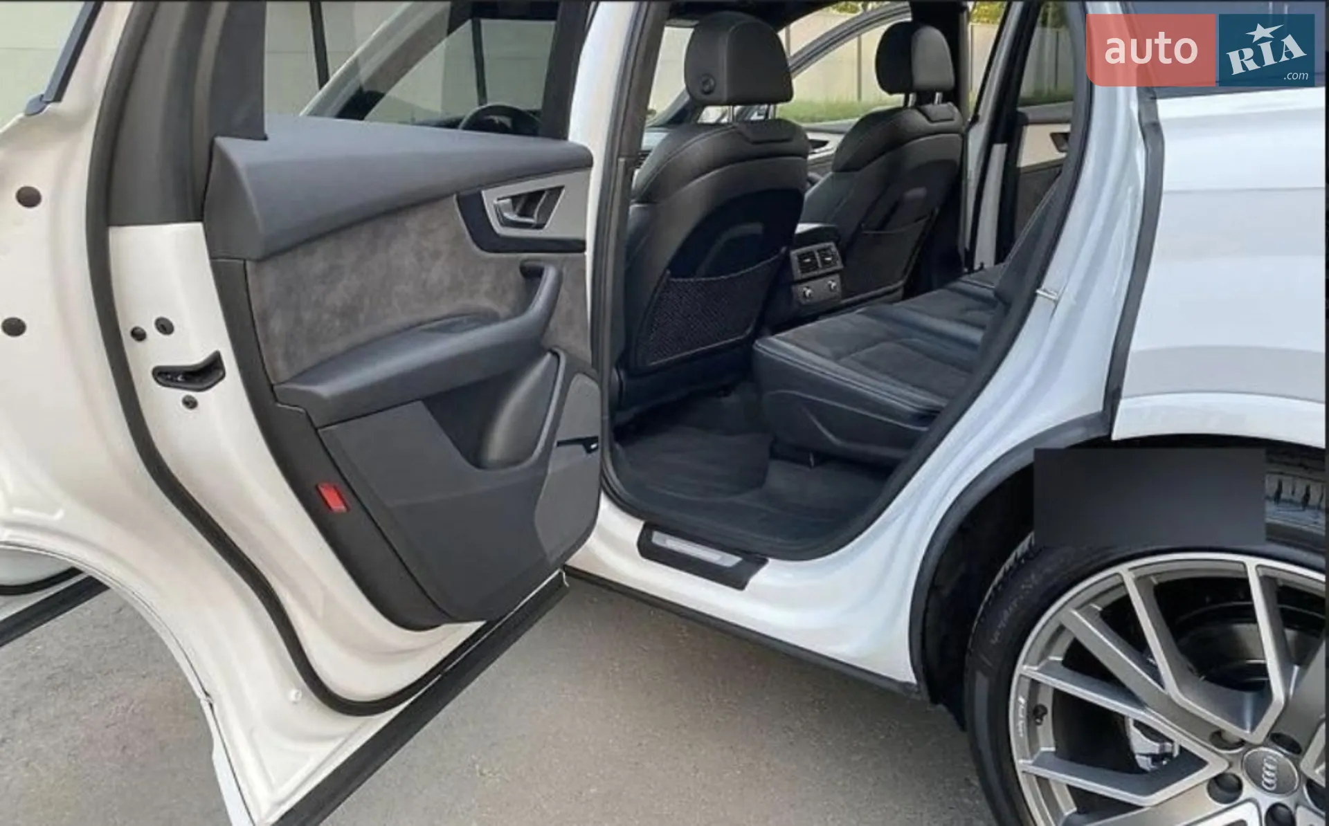 2018 Audi Q7 - мініатюра 13