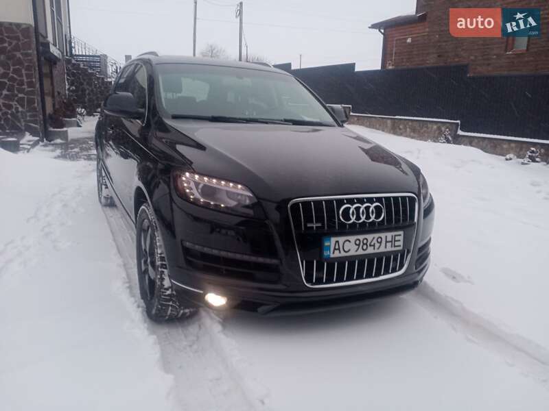 Позашляховик / Кросовер Audi Q7 2011 в Горохові