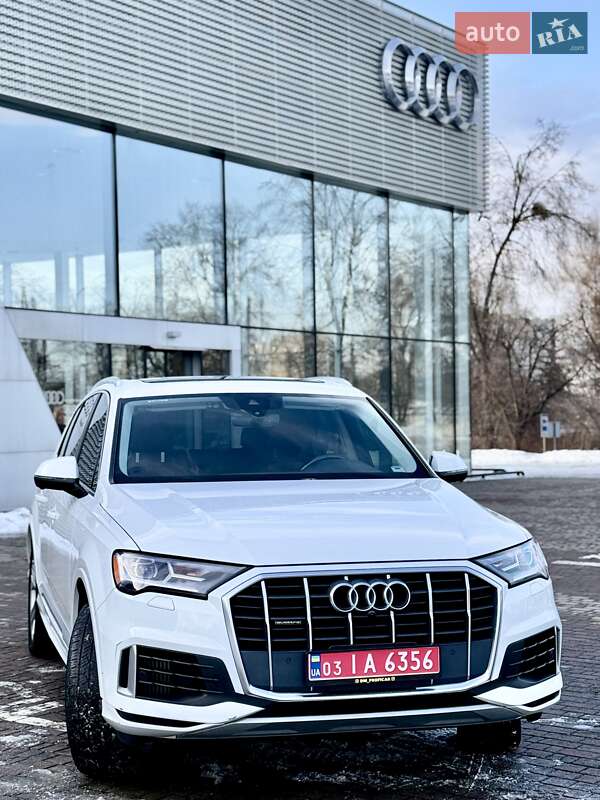 Позашляховик / Кросовер Audi Q7 2020 в Львові