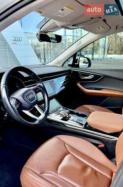 Внедорожник / Кроссовер Audi Q7 2020 в Львове