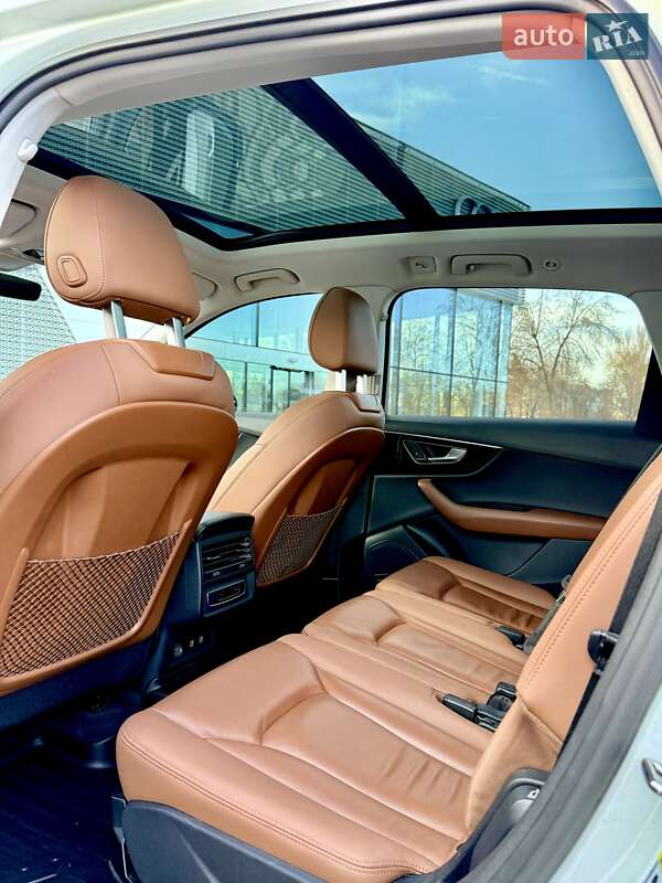 Внедорожник / Кроссовер Audi Q7 2020 в Львове