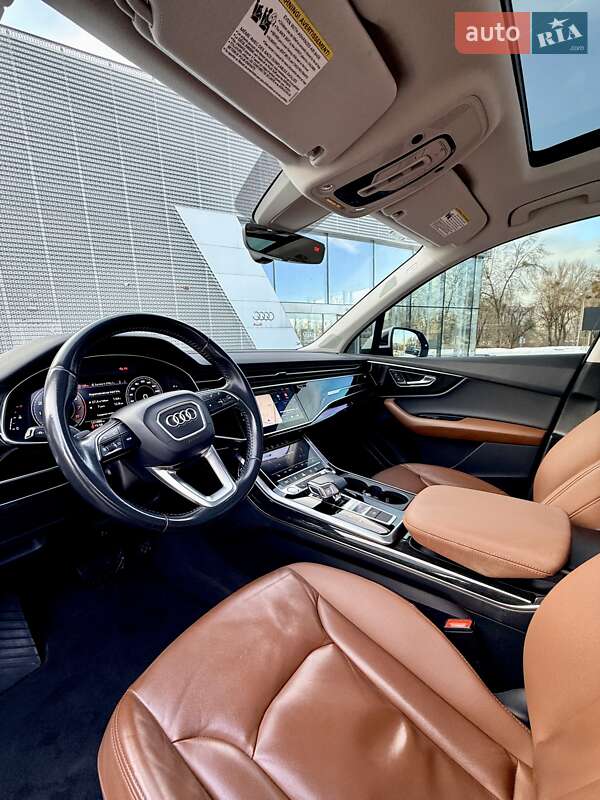 Внедорожник / Кроссовер Audi Q7 2020 в Львове
