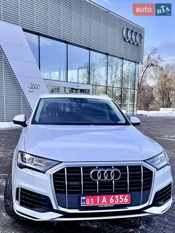 Позашляховик / Кросовер Audi Q7 2020 в Львові