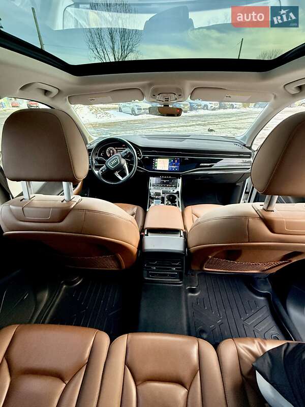 Позашляховик / Кросовер Audi Q7 2020 в Львові