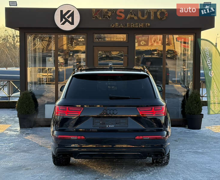 Позашляховик / Кросовер Audi Q7 2016 в Харкові