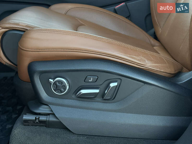 Позашляховик / Кросовер Audi Q7 2016 в Харкові