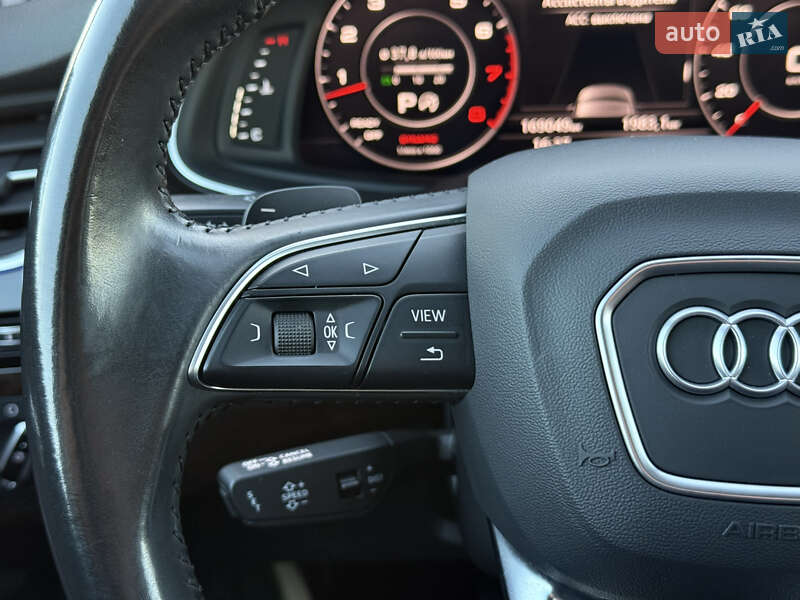 Позашляховик / Кросовер Audi Q7 2016 в Харкові