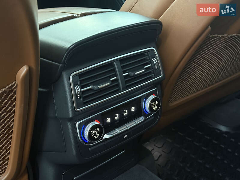 Позашляховик / Кросовер Audi Q7 2016 в Харкові