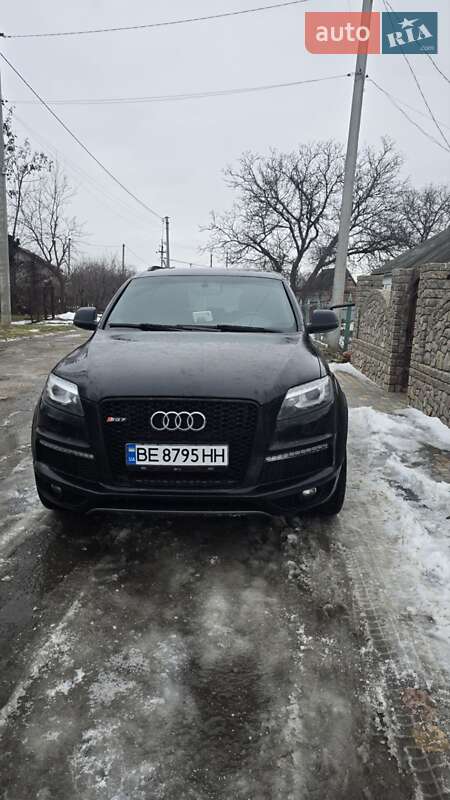 Внедорожник / Кроссовер Audi Q7 2014 в Первомайске