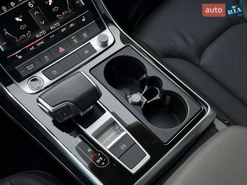 Позашляховик / Кросовер Audi Q7 2023 в Києві