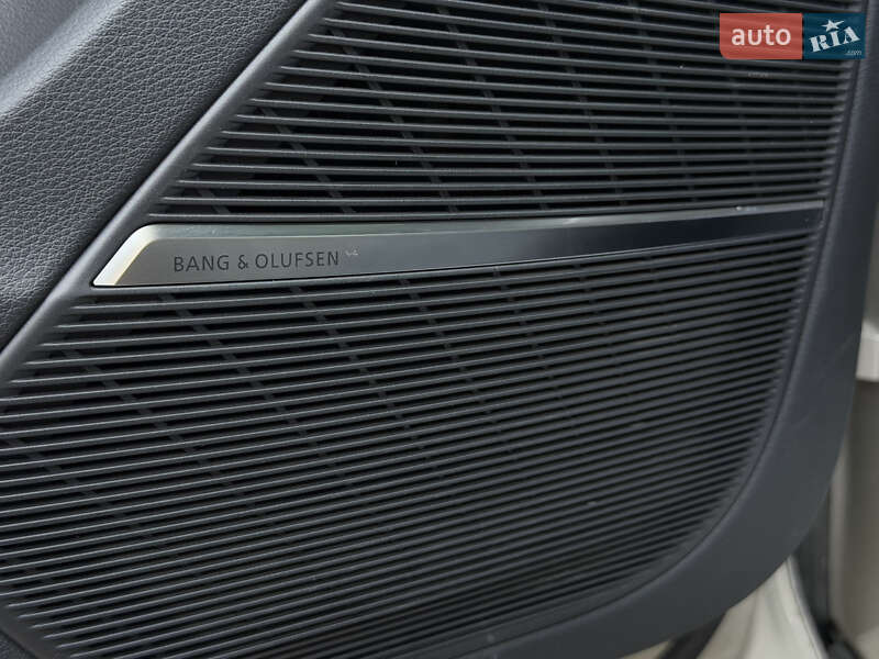 Позашляховик / Кросовер Audi Q7 2023 в Києві