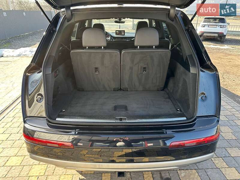 Внедорожник / Кроссовер Audi Q7 2017 в Львове