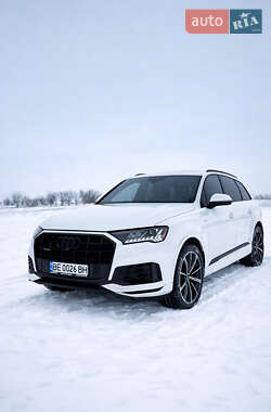 Позашляховик / Кросовер Audi Q7 2020 в Первомайську
