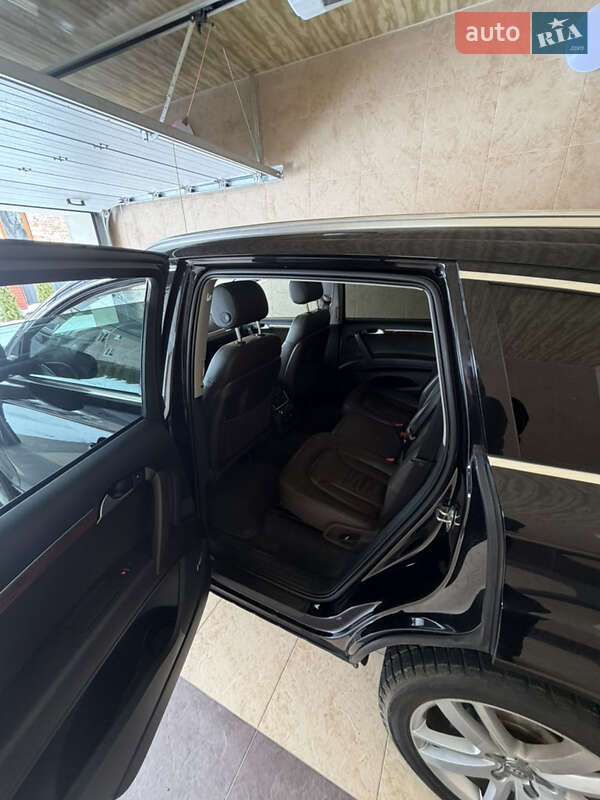 Внедорожник / Кроссовер Audi Q7 2013 в Тернополе