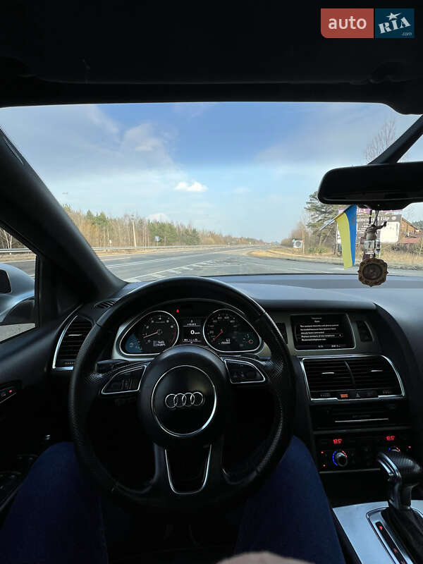 Внедорожник / Кроссовер Audi Q7 2012 в Любомле