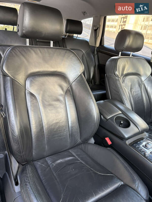 Позашляховик / Кросовер Audi Q7 2010 в Одесі