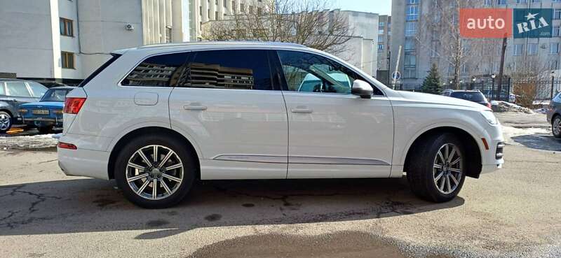 Позашляховик / Кросовер Audi Q7 2016 в Луцьку фото 4 Позашляховик / Кросовер Audi Q7 2016 в Луцьку