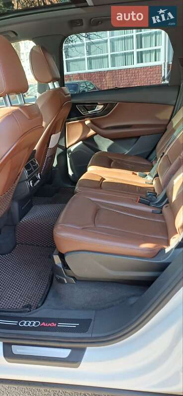 Позашляховик / Кросовер Audi Q7 2016 в Луцьку фото 17 Позашляховик / Кросовер Audi Q7 2016 в Луцьку