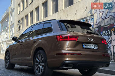 Внедорожник / Кроссовер Audi Q7 2017 в Одессе