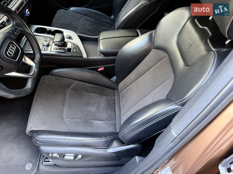 Внедорожник / Кроссовер Audi Q7 2017 в Одессе