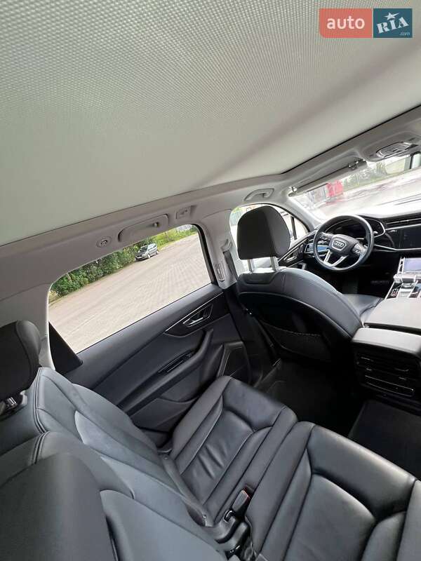 Позашляховик / Кросовер Audi Q7 2020 в Львові фото 44 Позашляховик / Кросовер Audi Q7 2020 в Львові