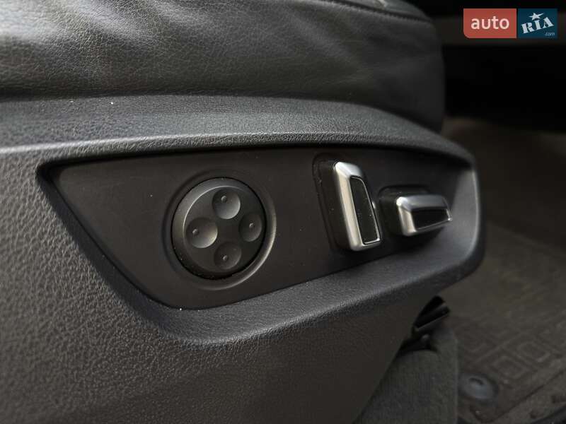 Позашляховик / Кросовер Audi Q7 2014 в Одесі