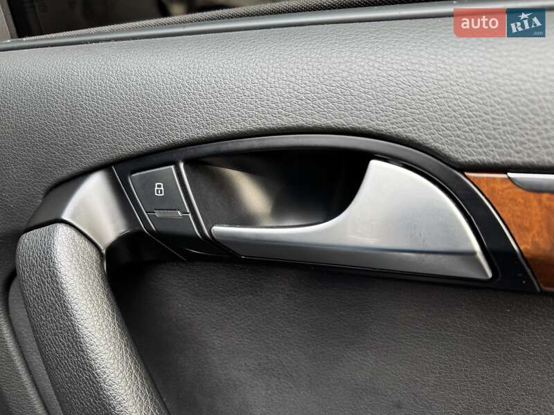 Позашляховик / Кросовер Audi Q7 2014 в Одесі