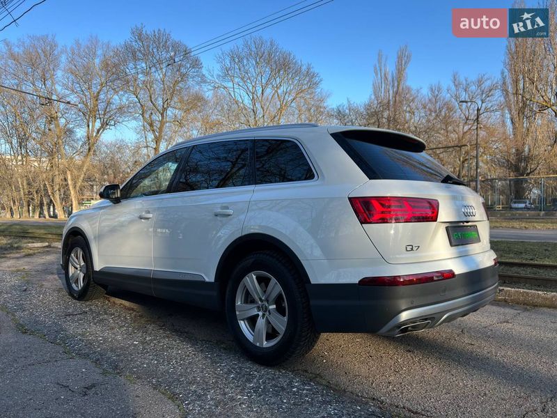 Позашляховик / Кросовер Audi Q7 2017 в Одесі фото 6 Позашляховик / Кросовер Audi Q7 2017 в Одесі