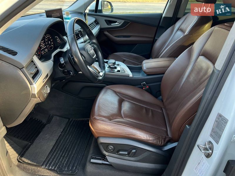 Позашляховик / Кросовер Audi Q7 2017 в Одесі фото 11 Позашляховик / Кросовер Audi Q7 2017 в Одесі