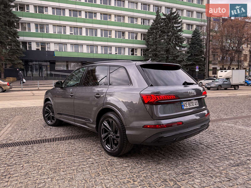 Внедорожник / Кроссовер Audi Q7 2020 в Днепре фото 2 Внедорожник / Кроссовер Audi Q7 2020 в Днепре