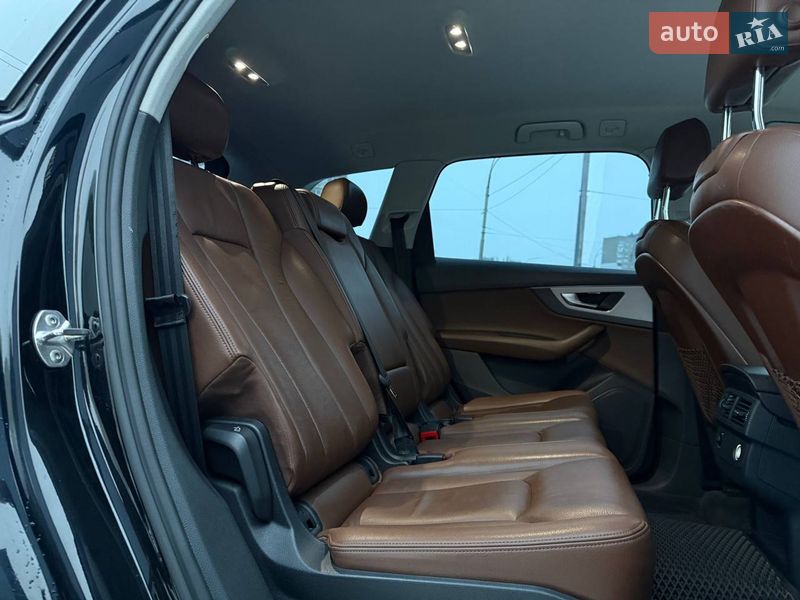 Позашляховик / Кросовер Audi Q7 2017 в Києві фото 11 Позашляховик / Кросовер Audi Q7 2017 в Києві