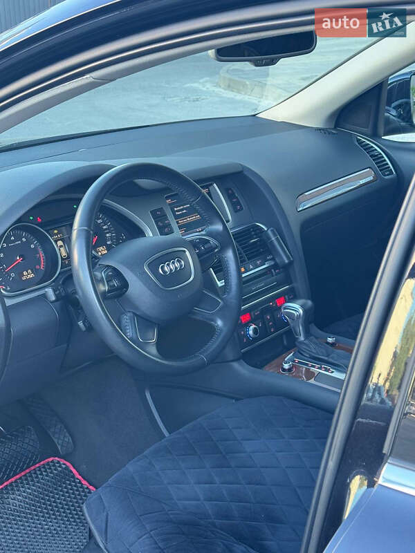 Внедорожник / Кроссовер Audi Q7 2015 в Львове