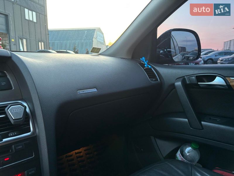 Внедорожник / Кроссовер Audi Q7 2006 в Львове