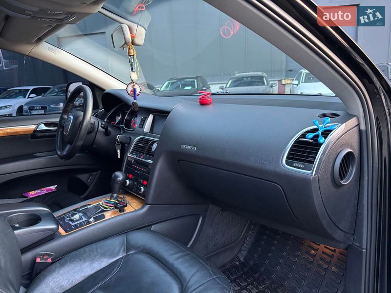 Внедорожник / Кроссовер Audi Q7 2006 в Львове