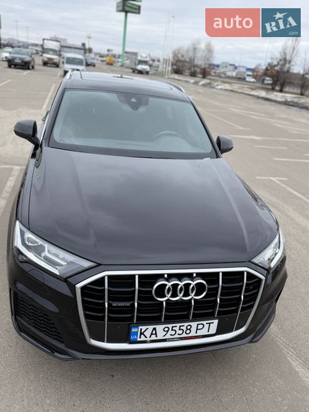 Внедорожник / Кроссовер Audi Q7 2020 в Киеве