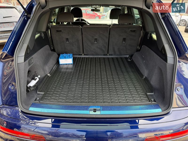 Внедорожник / Кроссовер Audi Q7 2018 в Одессе