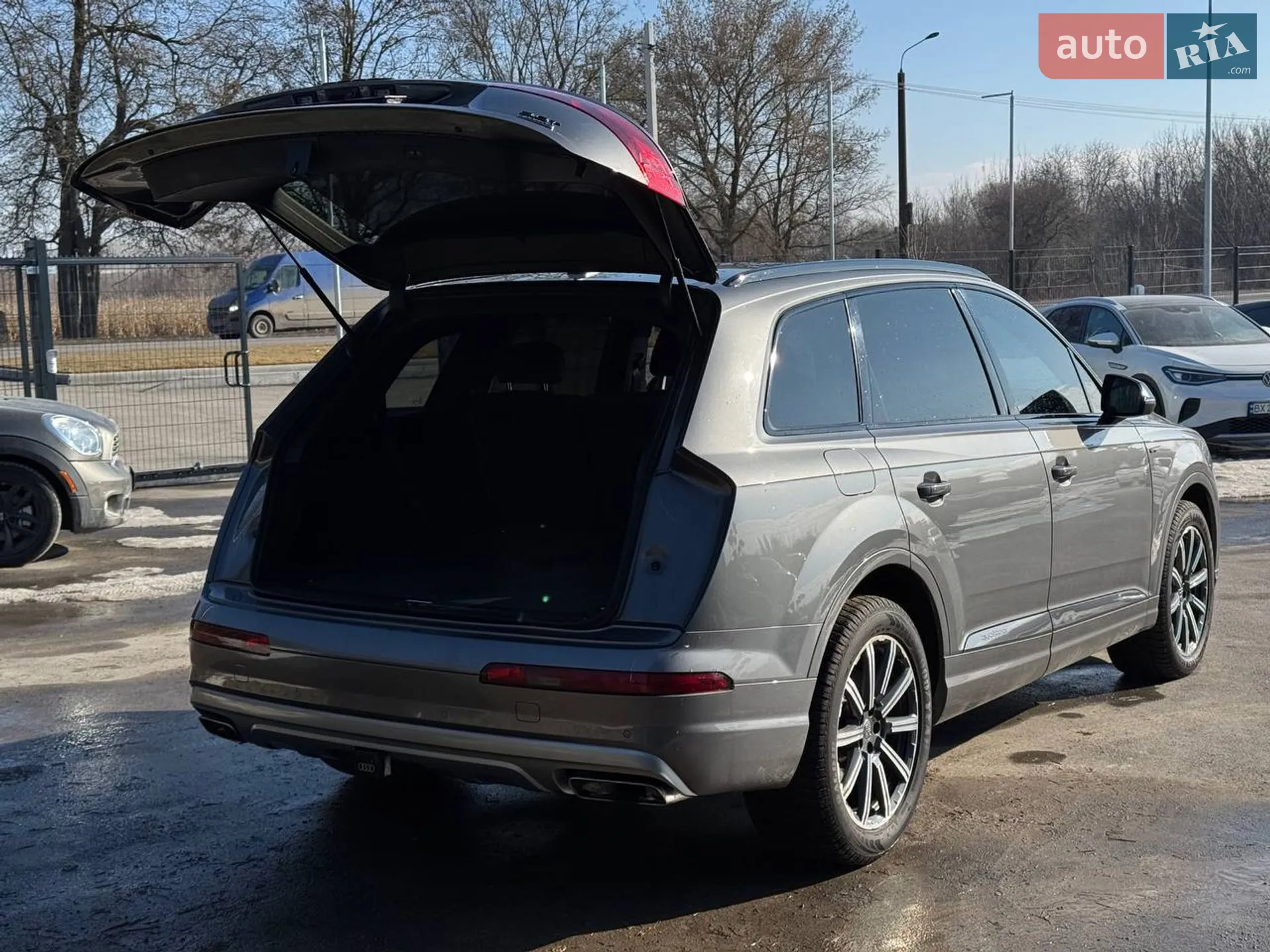 2017 Audi Q7 - мініатюра 12
