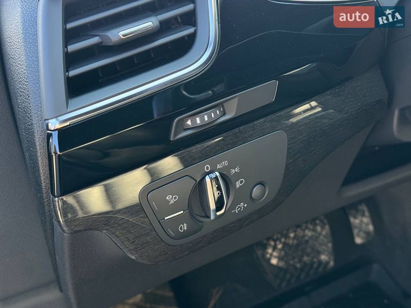 Позашляховик / Кросовер Audi Q7 2017 в Кам'янець-Подільському