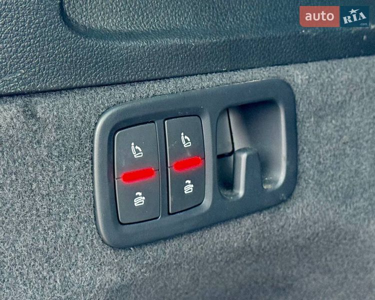 Внедорожник / Кроссовер Audi Q7 2016 в Киеве фото 45 Внедорожник / Кроссовер Audi Q7 2016 в Киеве