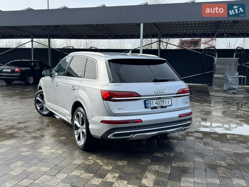 Внедорожник / Кроссовер Audi Q7 2021 в Полтаве