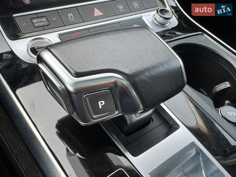 Внедорожник / Кроссовер Audi Q7 2021 в Полтаве